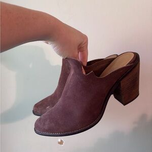 Chinese Laundry Brown Songstress Leather Heeled Mules | 9.5